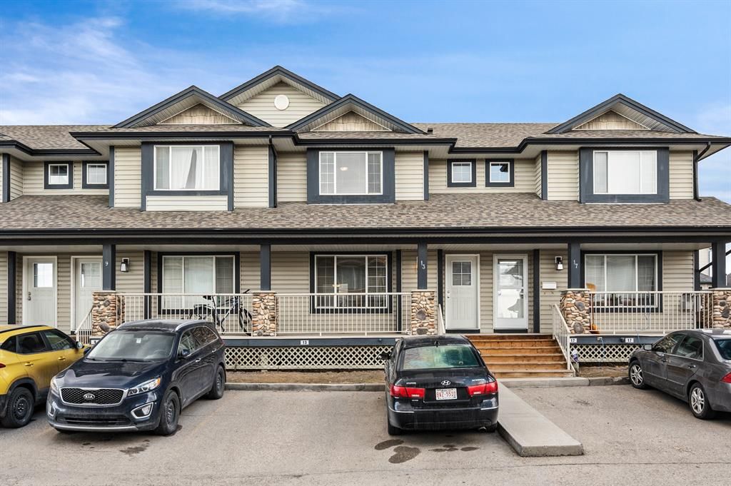 I have sold a property at 13 Citadel POINT NW in Calgary

